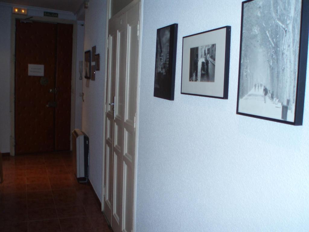 Hostal Castilla Madrid Dış mekan fotoğraf