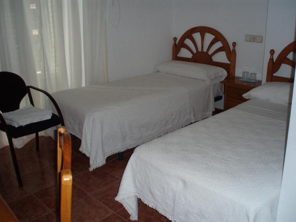 Hostal Castilla Madrid Dış mekan fotoğraf
